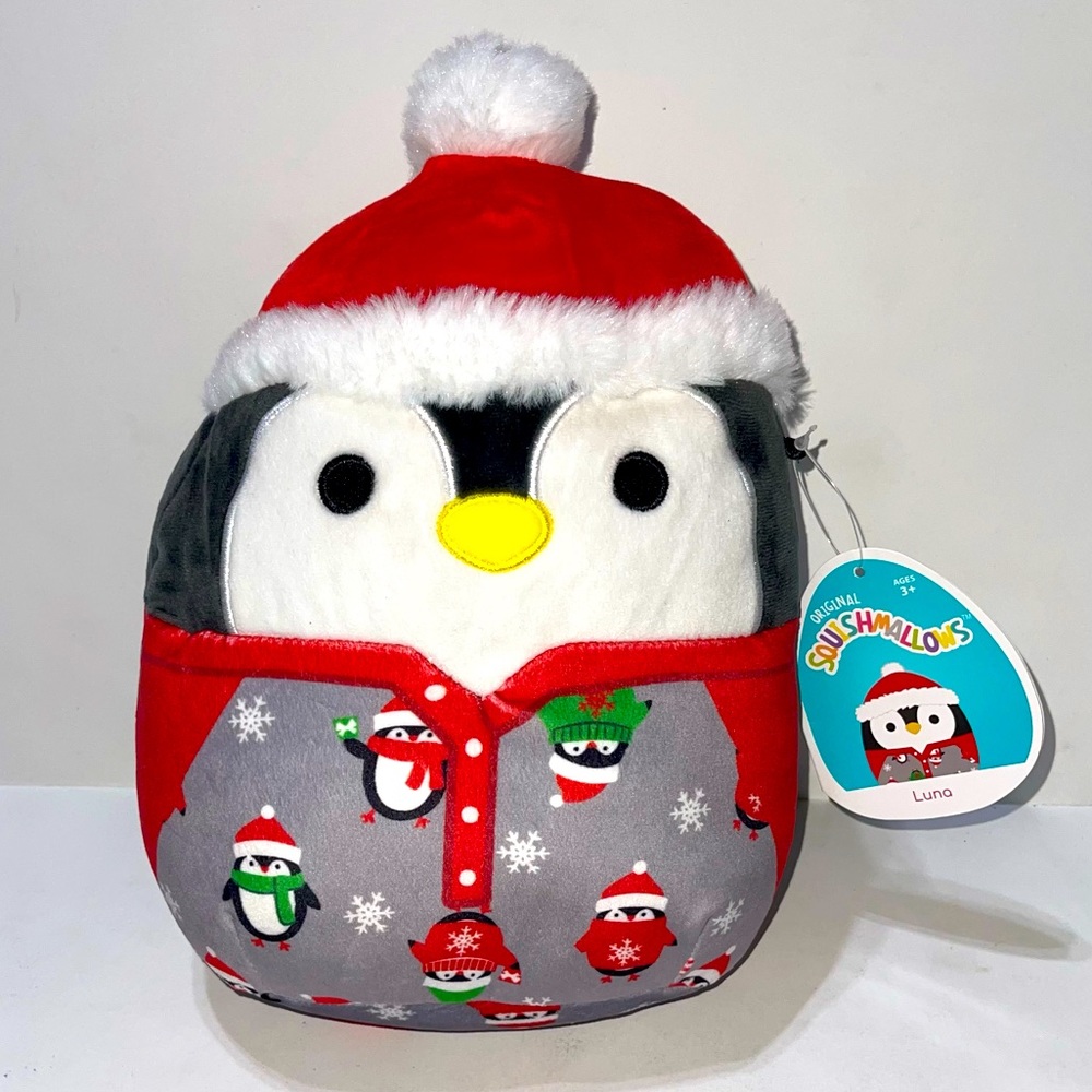 Squishmallow 8” Luna Penguin Holiday Winter Hat PJs Plush Stuffed Kellytoy NWT